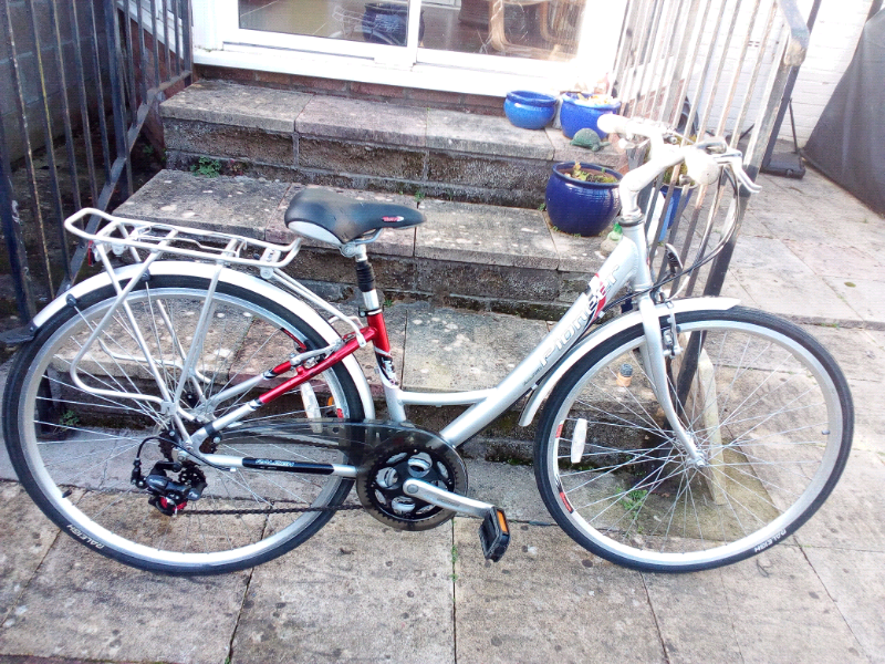 gumtree ladies hybrid bike